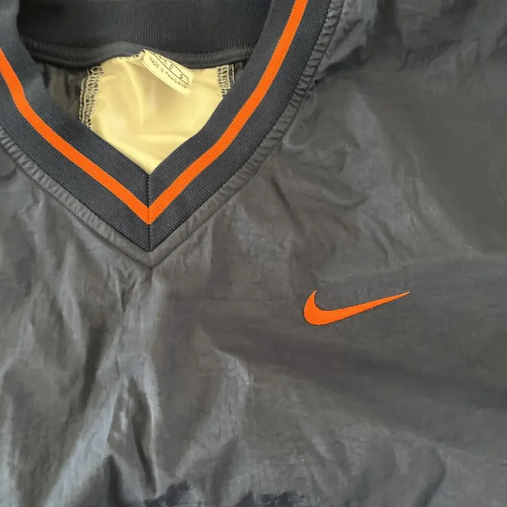 Nike lightweight pullover